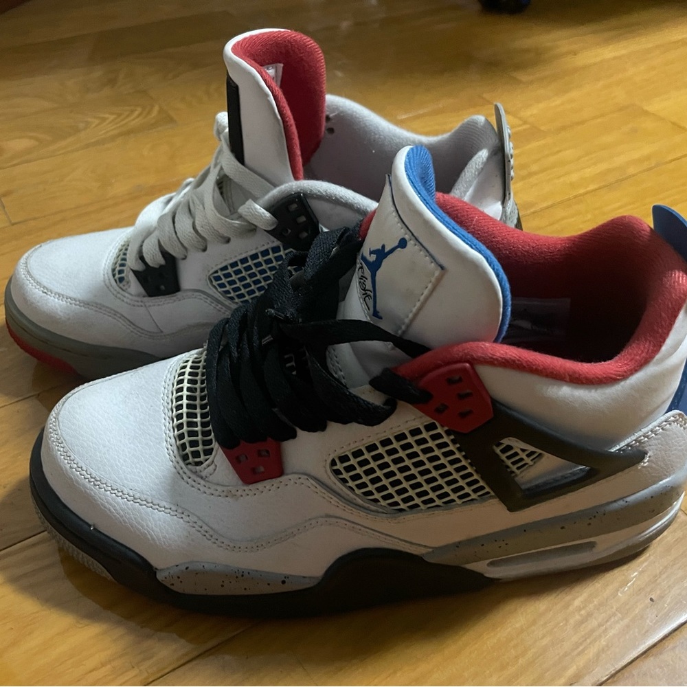Retro Jordan 4